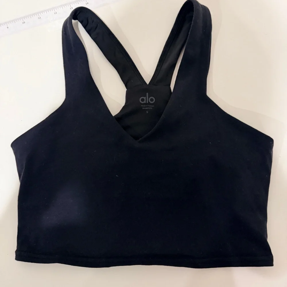 ALO Yoga Black V-Neck Sports Bra size S/P No padding